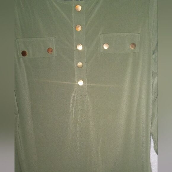 NY Collection Cuffed Sleeve Top - Picture 5 of 5